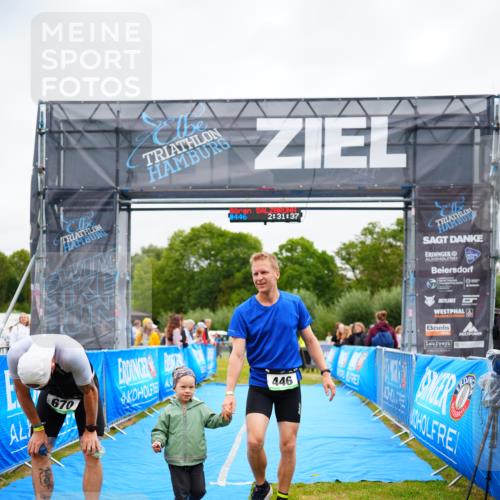 30.08.2026 - Elbe Triathlon Hamburg LAZAROV Photography http://msf.ph/oto/10053568 30.08.2026 10:51:39 Ziel 392, 446 meine-sportfotos.de