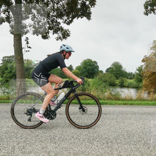 30.08.2026 - Elbe Triathlon Hamburg Michael Burmester http://msf.ph/oto/10053569 30.08.2026 10:32:45 Radfahren 538, 897, 953, 1049 meine-sportfotos.de