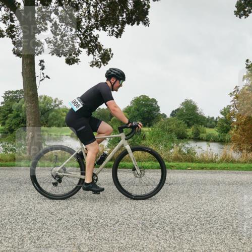 30.08.2026 - Elbe Triathlon Hamburg Michael Burmester http://msf.ph/oto/10053596 30.08.2026 10:33:06 Radfahren 826, 1006, 1029, 1044, 1056 meine-sportfotos.de