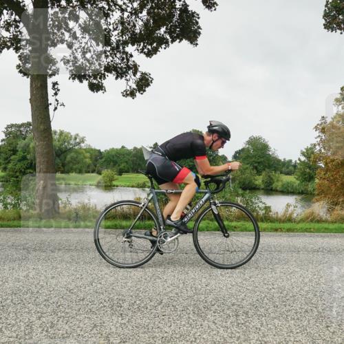 30.08.2026 - Elbe Triathlon Hamburg Michael Burmester http://msf.ph/oto/10053607 30.08.2026 10:33:22 Radfahren 901, 995, 1094, 1164, 1275 meine-sportfotos.de
