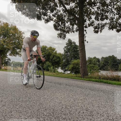 30.08.2026 - Elbe Triathlon Hamburg Michael Burmester http://msf.ph/oto/10053642 30.08.2026 10:51:21 Radfahren 1015, 1113, 1272, 1277 meine-sportfotos.de