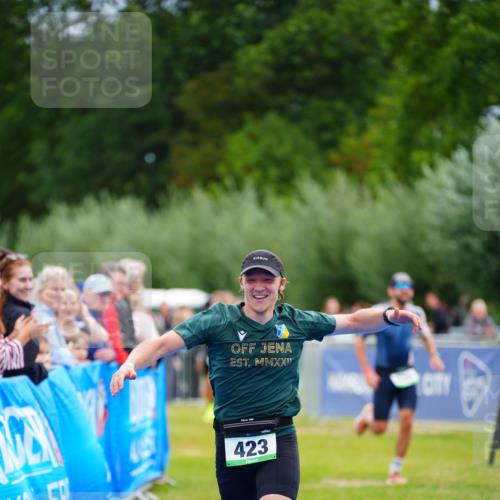 30.08.2026 - Elbe Triathlon Hamburg LAZAROV Photography http://msf.ph/oto/10053665 30.08.2026 10:51:55 Ziel 423, 452, 536 meine-sportfotos.de