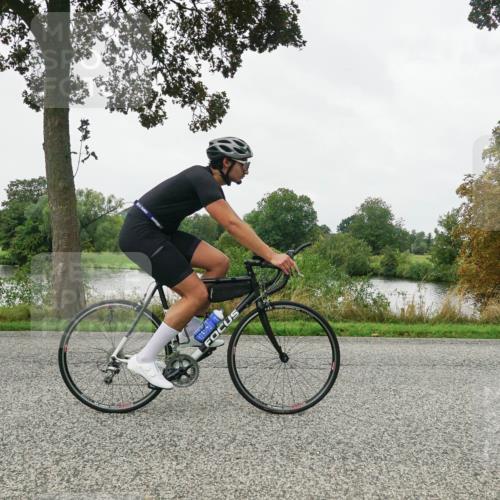 30.08.2026 - Elbe Triathlon Hamburg Michael Burmester http://msf.ph/oto/10053686 30.08.2026 10:35:14 Radfahren 1100, 1104, 1110, 1113, 1306 meine-sportfotos.de