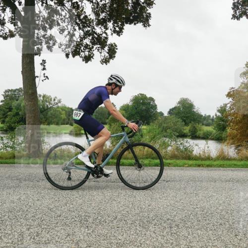 30.08.2026 - Elbe Triathlon Hamburg Michael Burmester http://msf.ph/oto/10053728 30.08.2026 10:35:42 Radfahren 697, 726, 802, 998, 1068, 1115, 1148 meine-sportfotos.de