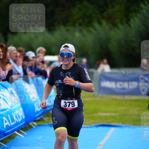 30.08.2026 - Elbe Triathlon Hamburg LAZAROV Photography http://msf.ph/oto/10053874 30.08.2026 10:52:34 Ziel 379 meine-sportfotos.de