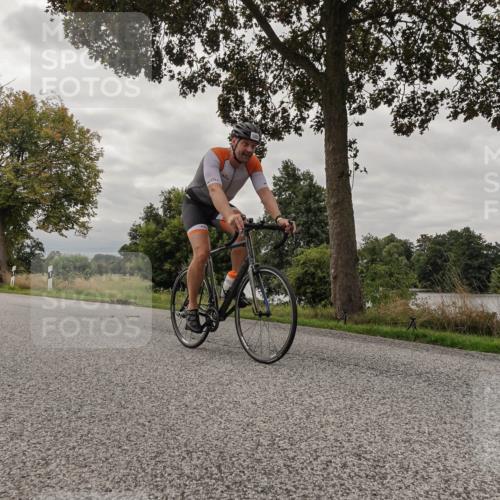 30.08.2026 - Elbe Triathlon Hamburg Michael Burmester http://msf.ph/oto/10053966 30.08.2026 10:55:54 Radfahren 975, 1138, 1206, 1252, 1441 meine-sportfotos.de