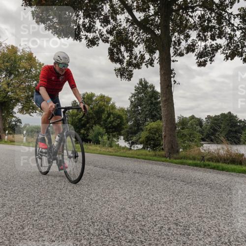30.08.2026 - Elbe Triathlon Hamburg Michael Burmester http://msf.ph/oto/10054047 30.08.2026 10:57:07 Radfahren 1064, 1151, 1178, 1284, 1444 meine-sportfotos.de