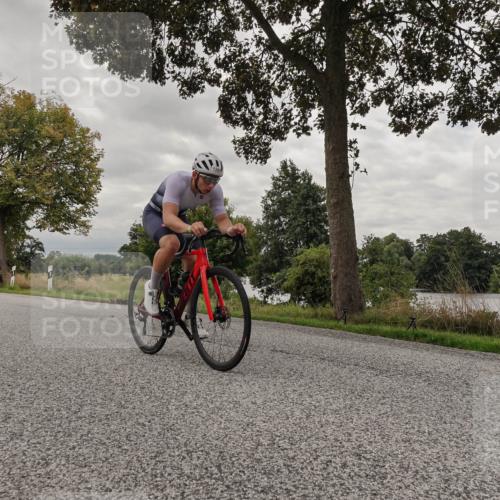 30.08.2026 - Elbe Triathlon Hamburg Michael Burmester http://msf.ph/oto/10054093 30.08.2026 10:58:01 Radfahren 1371, 1385, 1456 meine-sportfotos.de