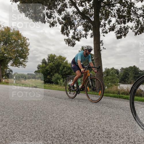 30.08.2026 - Elbe Triathlon Hamburg Michael Burmester http://msf.ph/oto/10054167 30.08.2026 10:59:36 Radfahren 1050, 1172, 1189, 1234, 1332 meine-sportfotos.de