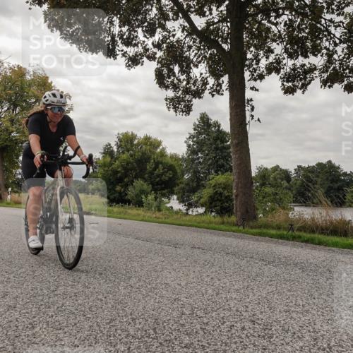 30.08.2026 - Elbe Triathlon Hamburg Michael Burmester http://msf.ph/oto/10054233 30.08.2026 11:00:23 Radfahren 888, 1129, 1237, 1322, 1333, 1369, 1379 meine-sportfotos.de
