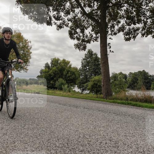 30.08.2026 - Elbe Triathlon Hamburg Michael Burmester http://msf.ph/oto/10054270 30.08.2026 11:01:01 Radfahren 1011, 1149, 1230, 1426 meine-sportfotos.de