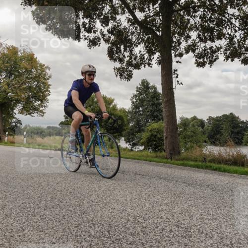 30.08.2026 - Elbe Triathlon Hamburg Michael Burmester http://msf.ph/oto/10054338 30.08.2026 11:02:42 Radfahren 1205, 1226, 1412 meine-sportfotos.de