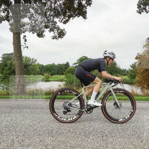 30.08.2026 - Elbe Triathlon Hamburg Michael Burmester http://msf.ph/oto/10054348 30.08.2026 10:46:27 Radfahren 1057, 1114, 1132, 1169, 1320 meine-sportfotos.de