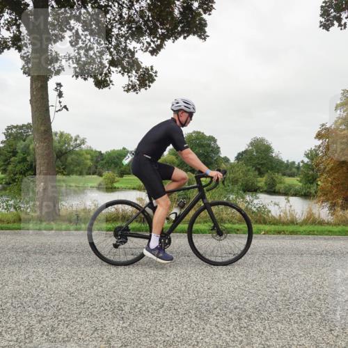 30.08.2026 - Elbe Triathlon Hamburg Michael Burmester http://msf.ph/oto/10054363 30.08.2026 10:46:47 Radfahren 797, 838, 925, 1058, 1154, 1227 meine-sportfotos.de