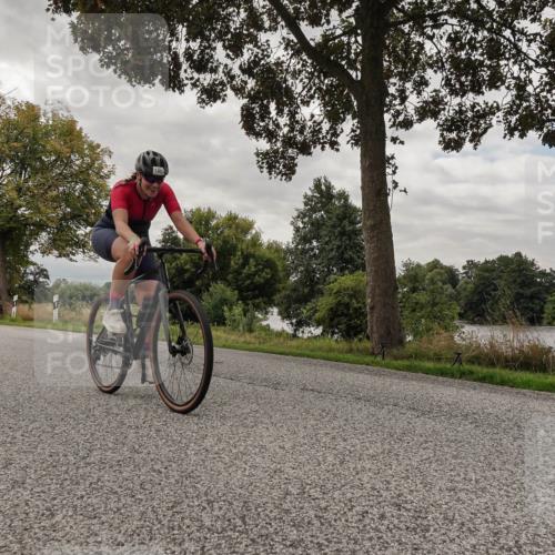 30.08.2026 - Elbe Triathlon Hamburg Michael Burmester http://msf.ph/oto/10054368 30.08.2026 11:03:10 Radfahren 1400 meine-sportfotos.de