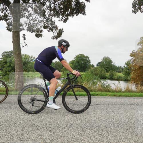30.08.2026 - Elbe Triathlon Hamburg Michael Burmester http://msf.ph/oto/10054370 30.08.2026 10:46:51 Radfahren 925, 1058, 1154, 1227 meine-sportfotos.de