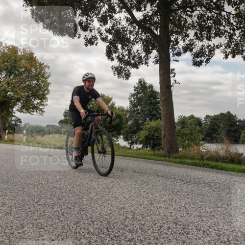 30.08.2026 - Elbe Triathlon Hamburg Michael Burmester http://msf.ph/oto/10054421 30.08.2026 11:04:22 Radfahren 904, 1158, 1424 meine-sportfotos.de