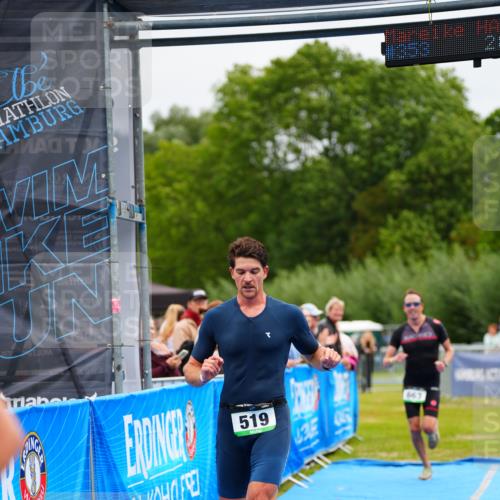 30.08.2026 - Elbe Triathlon Hamburg LAZAROV Photography http://msf.ph/oto/10054435 30.08.2026 10:55:26 Ziel 353, 438, 519, 663 meine-sportfotos.de