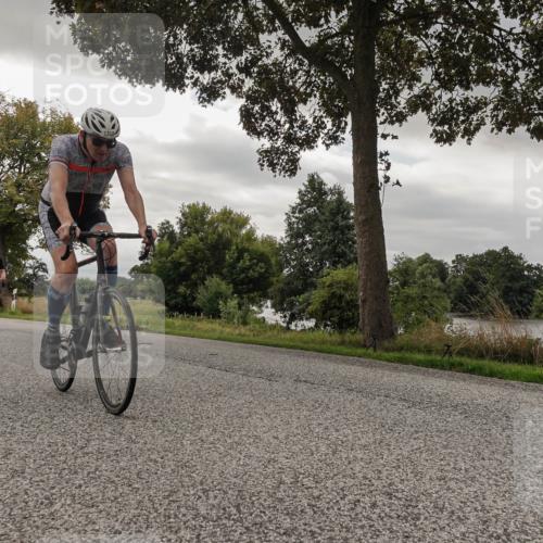 30.08.2026 - Elbe Triathlon Hamburg Michael Burmester http://msf.ph/oto/10054533 30.08.2026 11:06:38 Radfahren 759, 1255, 1302, 1319, 1358, 1388, 1405 meine-sportfotos.de