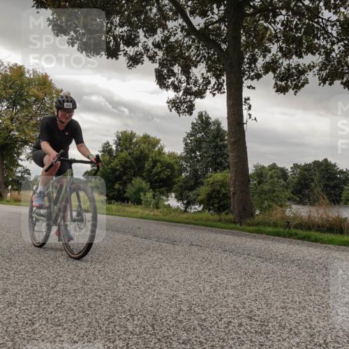 30.08.2026 - Elbe Triathlon Hamburg Michael Burmester http://msf.ph/oto/10054576 30.08.2026 11:07:39 Radfahren 925, 985, 1364, 1372, 1397, 1435, 1578 meine-sportfotos.de