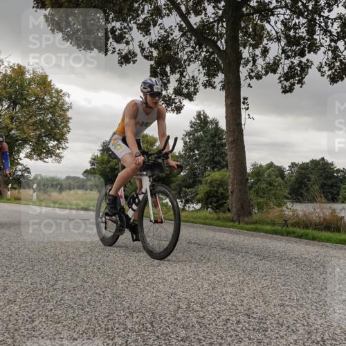 30.08.2026 - Elbe Triathlon Hamburg Michael Burmester http://msf.ph/oto/10054651 30.08.2026 11:09:23 Radfahren 982, 1299, 1422, 1441, 1446 meine-sportfotos.de