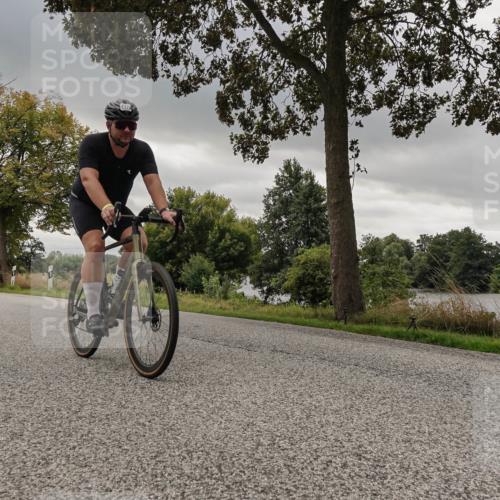 30.08.2026 - Elbe Triathlon Hamburg Michael Burmester http://msf.ph/oto/10054706 30.08.2026 11:10:58 Radfahren 1174, 1439, 1518 meine-sportfotos.de