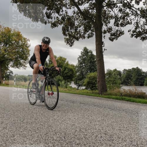 30.08.2026 - Elbe Triathlon Hamburg Michael Burmester http://msf.ph/oto/10054709 30.08.2026 11:11:24 Radfahren 1350 meine-sportfotos.de
