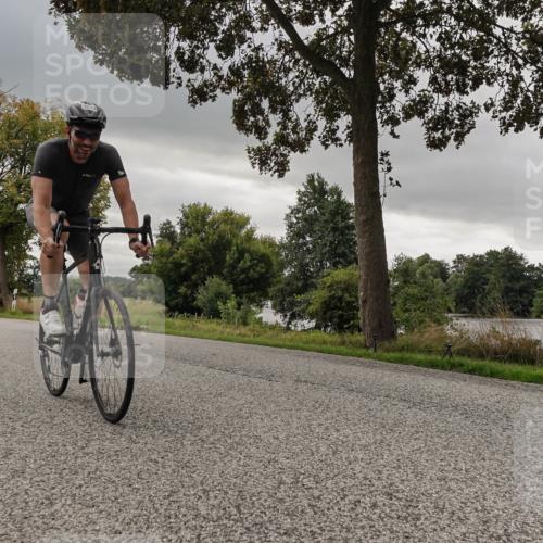 30.08.2026 - Elbe Triathlon Hamburg Michael Burmester http://msf.ph/oto/10054714 30.08.2026 11:11:54 Radfahren 1270, 1274, 1429, 1456, 1563 meine-sportfotos.de