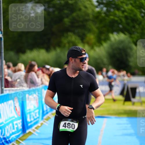30.08.2026 - Elbe Triathlon Hamburg LAZAROV Photography http://msf.ph/oto/10054730 30.08.2026 10:58:44 Ziel 480, 588 meine-sportfotos.de