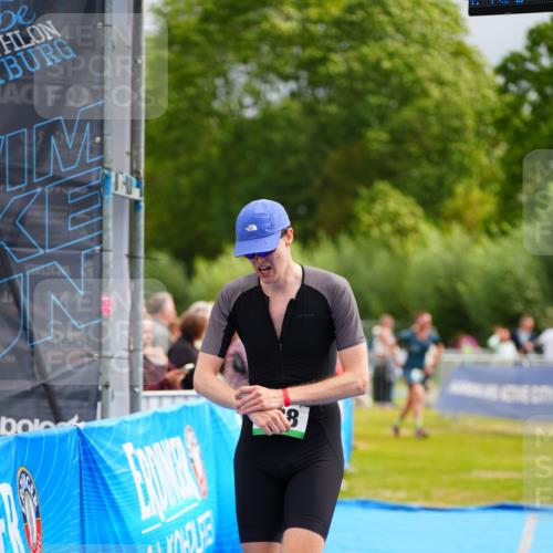 30.08.2026 - Elbe Triathlon Hamburg LAZAROV Photography http://msf.ph/oto/10054739 30.08.2026 10:58:46 Ziel 588 meine-sportfotos.de
