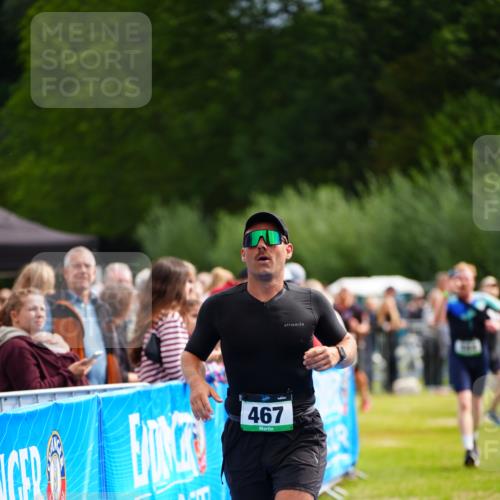30.08.2026 - Elbe Triathlon Hamburg LAZAROV Photography http://msf.ph/oto/10054844 30.08.2026 10:59:31 Ziel 462, 467, 484 meine-sportfotos.de