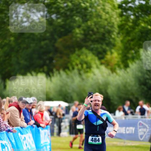30.08.2026 - Elbe Triathlon Hamburg LAZAROV Photography http://msf.ph/oto/10054877 30.08.2026 10:59:34 Ziel 462, 467, 484 meine-sportfotos.de
