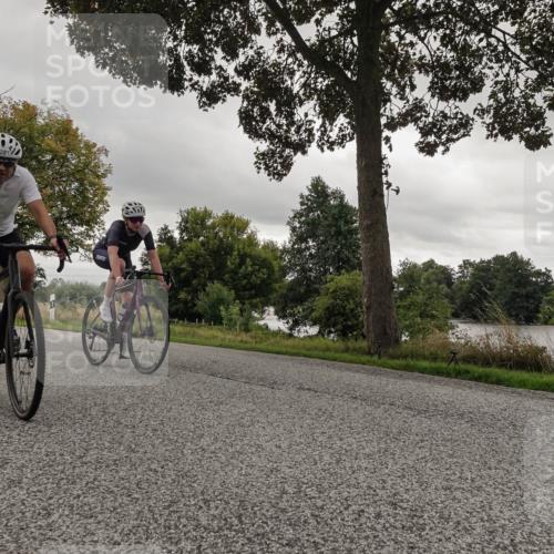 30.08.2026 - Elbe Triathlon Hamburg Michael Burmester http://msf.ph/oto/10054882 30.08.2026 11:16:23 Radfahren 1281, 1475, 1490 meine-sportfotos.de