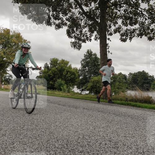 30.08.2026 - Elbe Triathlon Hamburg Michael Burmester http://msf.ph/oto/10054923 30.08.2026 11:17:57 Radfahren 1383, 1485, 1502, 1553, 1664 meine-sportfotos.de