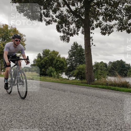 30.08.2026 - Elbe Triathlon Hamburg Michael Burmester http://msf.ph/oto/10054925 30.08.2026 11:18:01 Radfahren 1383, 1664 meine-sportfotos.de
