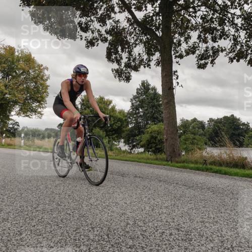 30.08.2026 - Elbe Triathlon Hamburg Michael Burmester http://msf.ph/oto/10055027 30.08.2026 11:21:22 Radfahren 1411, 1450, 1537, 1557, 1566, 1702 meine-sportfotos.de