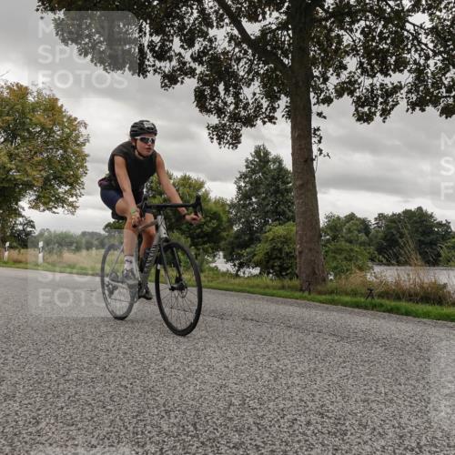 30.08.2026 - Elbe Triathlon Hamburg Michael Burmester http://msf.ph/oto/10055039 30.08.2026 11:21:38 Radfahren 1373, 1403, 1404, 1474 meine-sportfotos.de