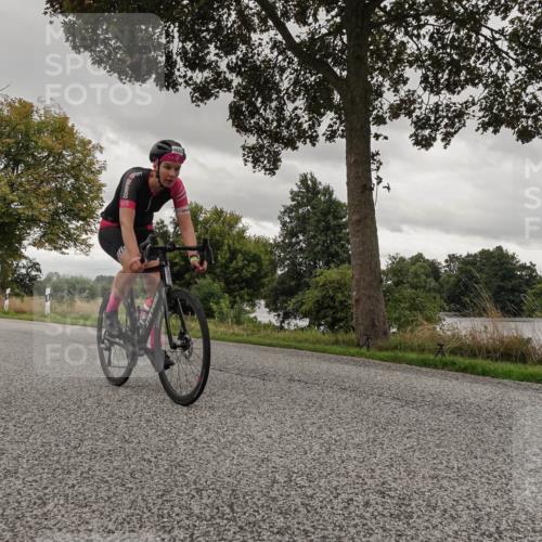 30.08.2026 - Elbe Triathlon Hamburg Michael Burmester http://msf.ph/oto/10055080 30.08.2026 11:22:58 Radfahren 1546, 1615, 1637 meine-sportfotos.de