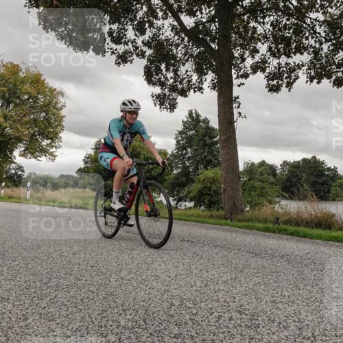 30.08.2026 - Elbe Triathlon Hamburg Michael Burmester http://msf.ph/oto/10055103 30.08.2026 11:24:10 Radfahren 1388 meine-sportfotos.de