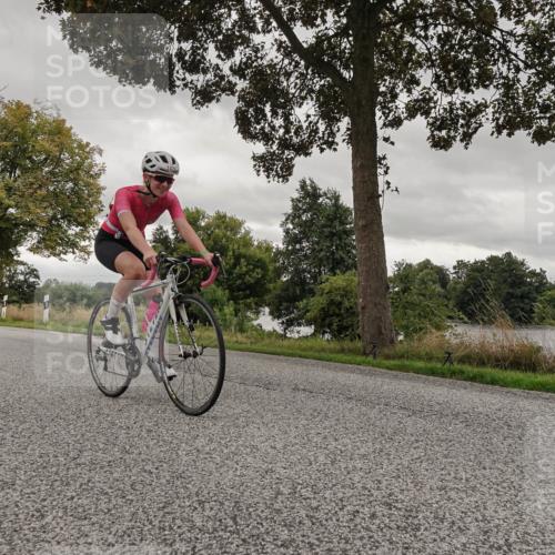 30.08.2026 - Elbe Triathlon Hamburg Michael Burmester http://msf.ph/oto/10055106 30.08.2026 11:24:29 Radfahren 1420, 1629 meine-sportfotos.de