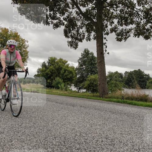 30.08.2026 - Elbe Triathlon Hamburg Michael Burmester http://msf.ph/oto/10055124 30.08.2026 11:25:11 Radfahren 1425, 1600, 1635, 1668, 1673, 1712 meine-sportfotos.de