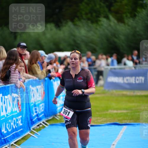 30.08.2026 - Elbe Triathlon Hamburg LAZAROV Photography http://msf.ph/oto/10055159 30.08.2026 11:01:17 Ziel 261, 391 meine-sportfotos.de