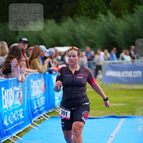 30.08.2026 - Elbe Triathlon Hamburg LAZAROV Photography http://msf.ph/oto/10055163 30.08.2026 11:01:17 Ziel 261, 391 meine-sportfotos.de