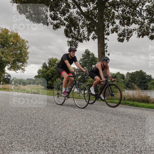 30.08.2026 - Elbe Triathlon Hamburg Michael Burmester http://msf.ph/oto/10055164 30.08.2026 11:26:14 Radfahren 1365, 1410, 1417, 1531, 1622, 1708 meine-sportfotos.de