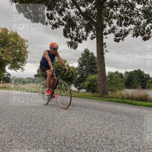 30.08.2026 - Elbe Triathlon Hamburg Michael Burmester http://msf.ph/oto/10055171 30.08.2026 11:26:22 Radfahren 1365, 1386, 1417, 1697 meine-sportfotos.de
