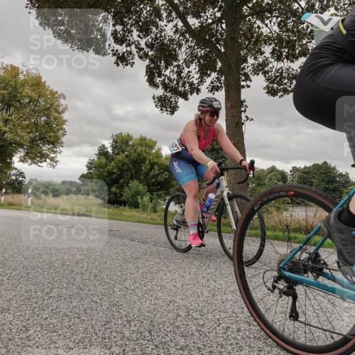 30.08.2026 - Elbe Triathlon Hamburg Michael Burmester http://msf.ph/oto/10055183 30.08.2026 11:26:32 Radfahren 1364, 1397, 1414, 1432, 1448, 1460, 1623 meine-sportfotos.de