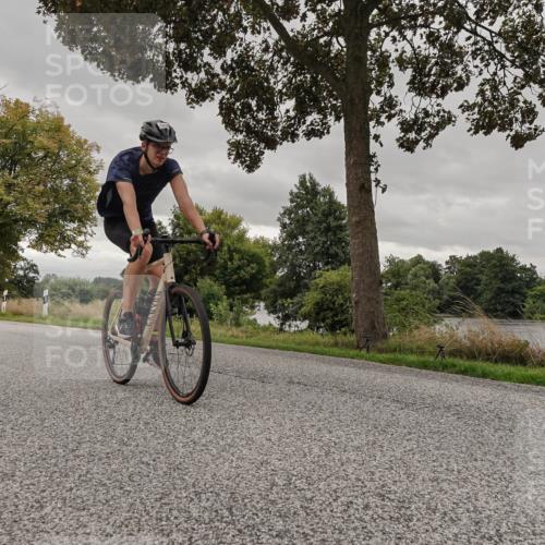 30.08.2026 - Elbe Triathlon Hamburg Michael Burmester http://msf.ph/oto/10055190 30.08.2026 11:26:37 Radfahren 1364, 1432, 1448 meine-sportfotos.de