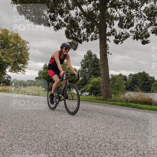 30.08.2026 - Elbe Triathlon Hamburg Michael Burmester http://msf.ph/oto/10055204 30.08.2026 11:27:07 Radfahren 1398, 1463 meine-sportfotos.de