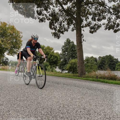 30.08.2026 - Elbe Triathlon Hamburg Michael Burmester http://msf.ph/oto/10055230 30.08.2026 11:27:50 Radfahren 1366, 1458, 1652, 1661, 1704, 1711 meine-sportfotos.de