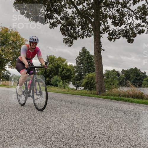 30.08.2026 - Elbe Triathlon Hamburg Michael Burmester http://msf.ph/oto/10055245 30.08.2026 11:28:02 Radfahren 1466, 1489, 1606, 1614, 1616, 1693 meine-sportfotos.de